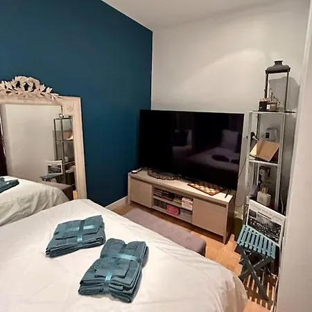 Apartament Accord Parfait - Avec Cour Privee 8p